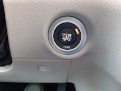 Chrysler Pacifica, 3,6L V6 HYBRID, REZERVACE
