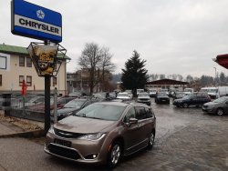 Chrysler Pacifica, 3,6L V6 HYBRID, REZERVACE