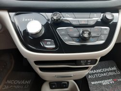 Chrysler Pacifica, 3,6L V6 HYBRID, REZERVACE
