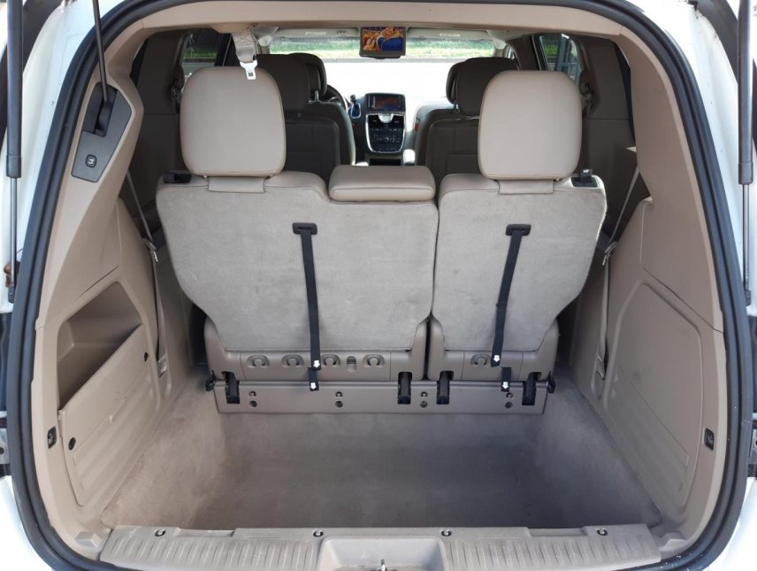 Chrysler Town & Country, 3,6L V6, 7míst, kůže, DVD Auto JASE