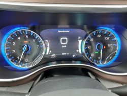 Chrysler Pacifica, 3,6L V6 L Plus, DVD, REZERVACE