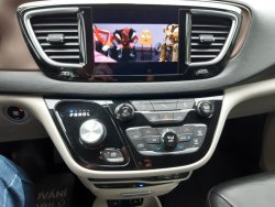 Chrysler Pacifica, 3,6L V6 L Plus, DVD, REZERVACE