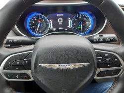 Chrysler Pacifica, 3,6L V6 L Plus, DVD, REZERVACE