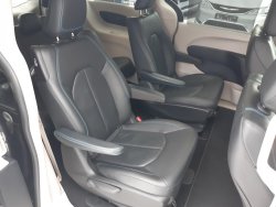 Chrysler Pacifica, 3,6L Hybrid, 7míst, REZERVACE