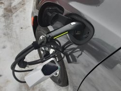 Chrysler Pacifica, 3,6L Hybrid, 7míst, REZERVACE