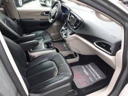Chrysler Pacifica, 3,6L V6, kůže,radar,nový model
