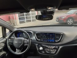 Chrysler Pacifica, 3,6L,7míst,nový model,38000km