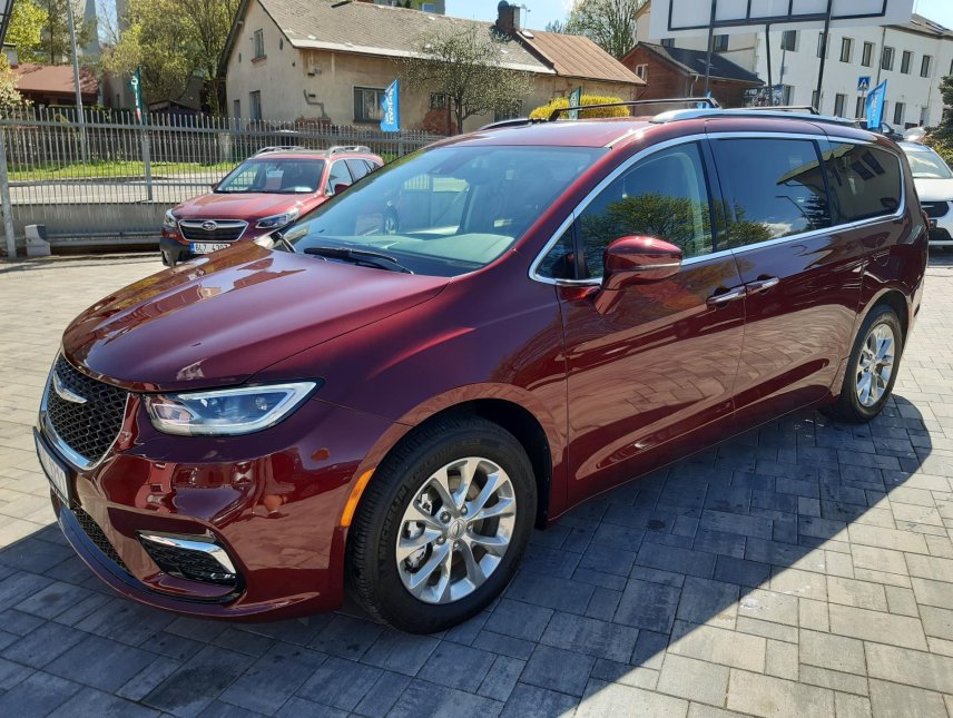 Chrysler Pacifica, 3,6L V6, 7míst, adapt, android