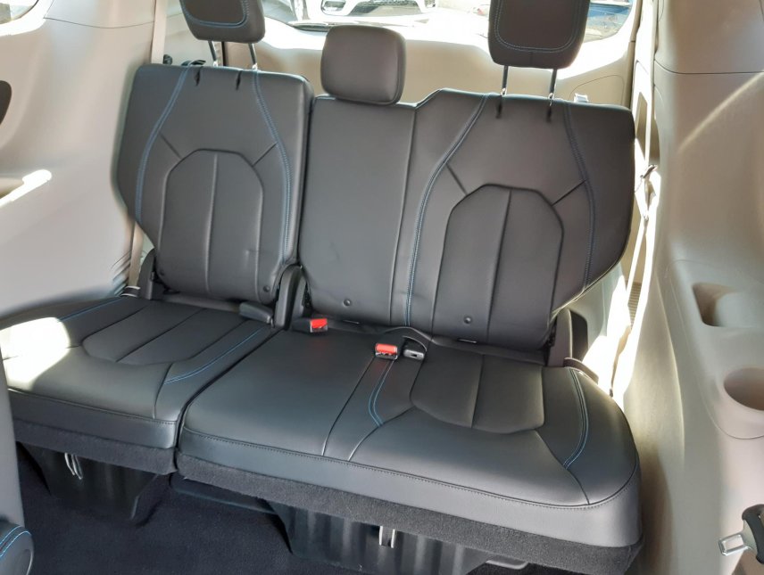 Chrysler Pacifica, 3,6L V6, 7míst, adapt, android