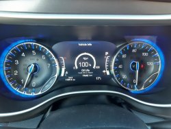 Chrysler Pacifica, 3,6L V6, 7míst, adapt, android