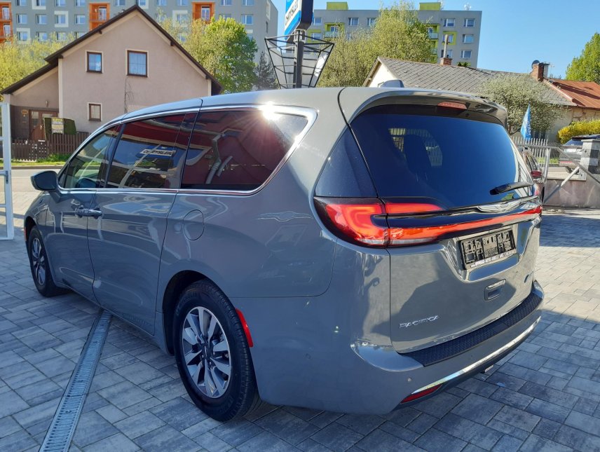Chrysler Pacifica, 3,6L Hybrid,Top výbava, DVD+TV