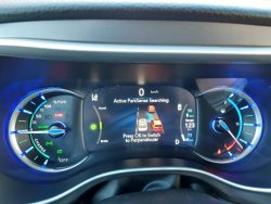 Chrysler Pacifica, 3,6L Hybrid,Top výbava, DVD+TV