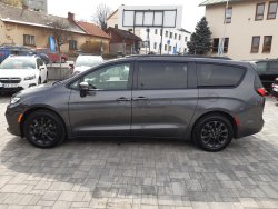 Chrysler Pacifica, 3,6L,7míst,nový model,38000km