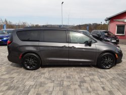 Chrysler Pacifica, 3,6L,7míst,nový model,38000km