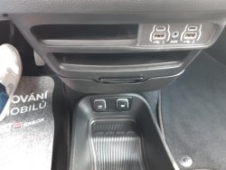 Chrysler Pacifica, 3,6L,7míst,nový model,38000km