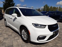 Chrysler Pacifica, 3,6L V6,kůže,radar,nový model