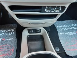 Chrysler Pacifica, 3,6L V6,kůže,radar,nový model