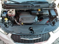 Chrysler Pacifica, 3,6L V6,kůže,radar,nový model