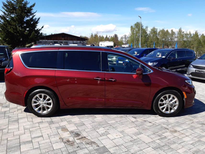 Chrysler Pacifica, 3,6L V6, 7míst, adapt, android