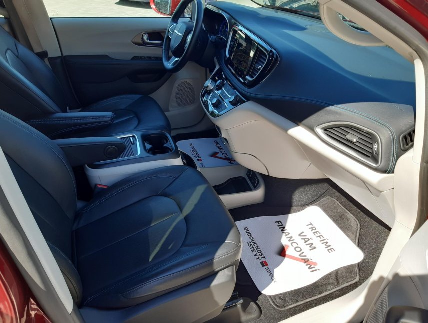 Chrysler Pacifica, 3,6L V6, 7míst, adapt, android