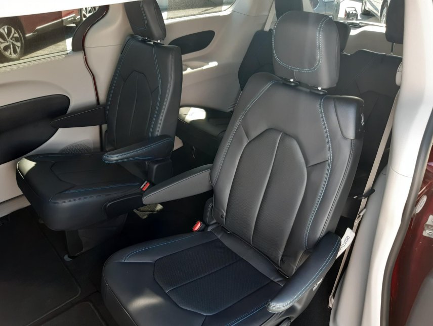 Chrysler Pacifica, 3,6L V6, 7míst, adapt, android