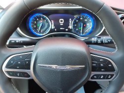 Chrysler Pacifica, 3,6L V6, 7míst, nový model