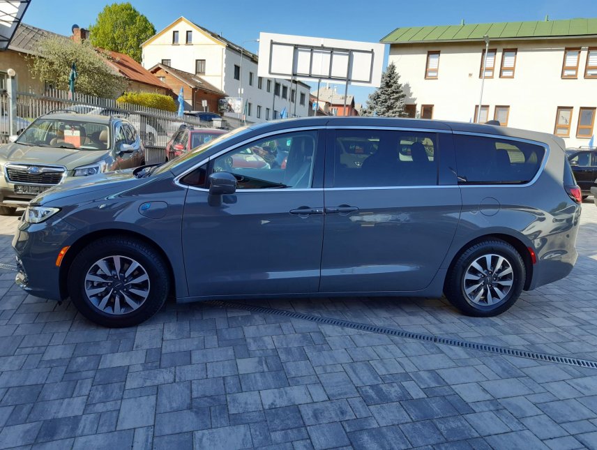 Chrysler Pacifica, 3,6L Hybrid,Top výbava, DVD+TV