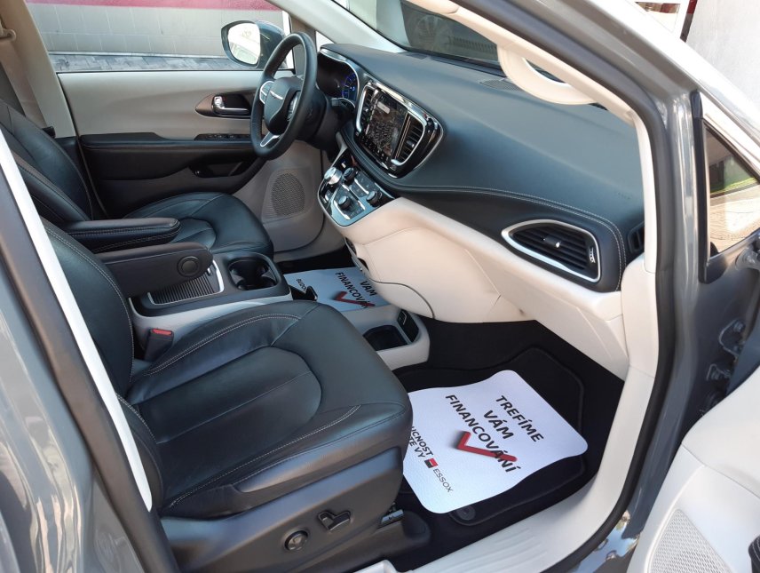 Chrysler Pacifica, 3,6L Hybrid,Top výbava, DVD+TV