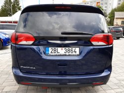 Chrysler Pacifica, 3,6L V6 Touring L, 7míst, kůže