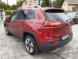 Jeep Cherokee, Limited 3,2 V6 4x4,kůže,kamera
