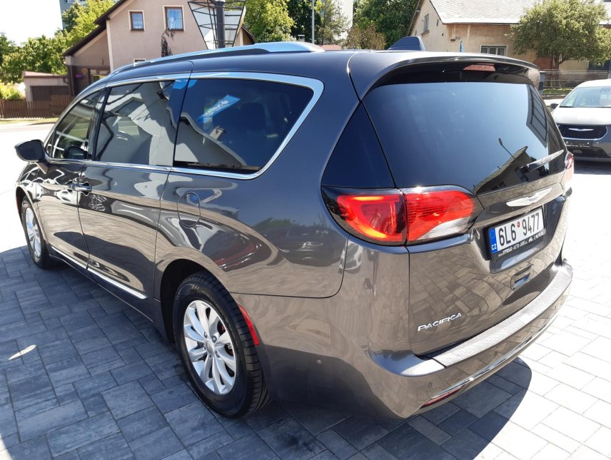 Chrysler Pacifica, 3,6LV6,Adapt.temp,360kam.Andro