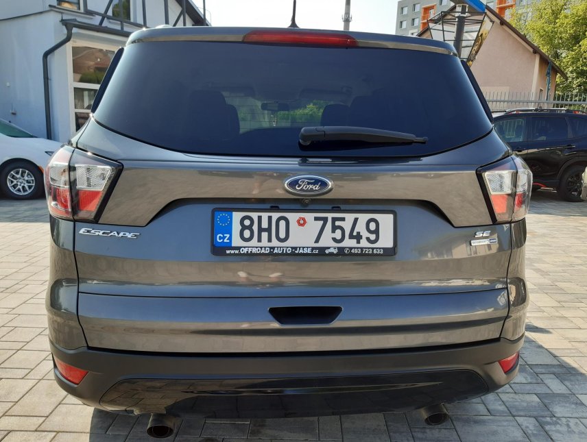 Ford Kuga, 1,5 4x4,134kW,android, CarPlay