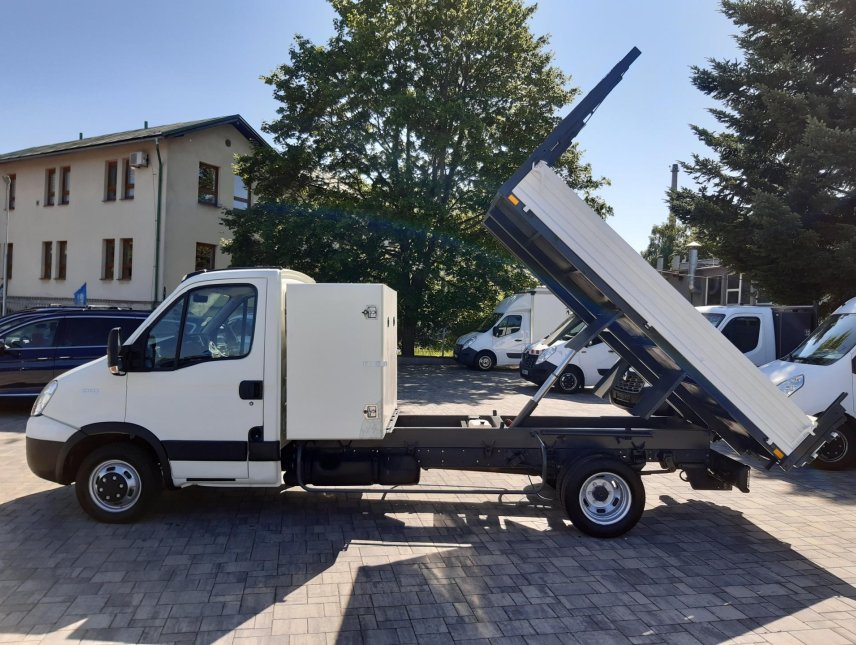 Iveco Daily, 3,0Sklápěč,tupláky, REZERVACE