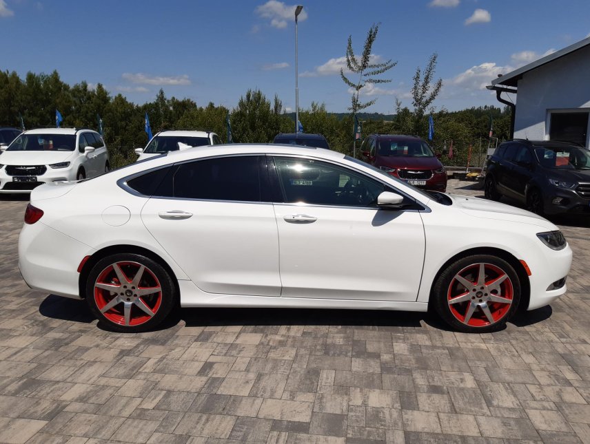 Chrysler 200, 3,6L V6 4x4, kůže, kamera, LPG