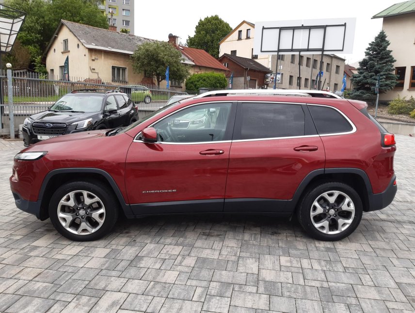 Jeep Cherokee, Limited 3,2 V6 4x4,kůže,kamera