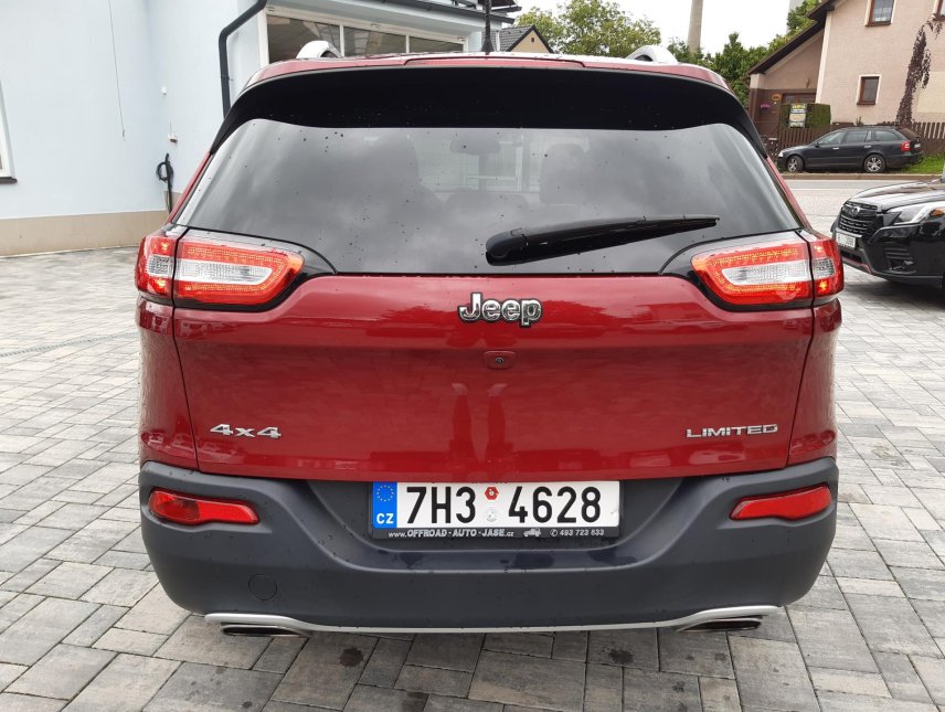 Jeep Cherokee, Limited 3,2 V6 4x4,kůže,kamera