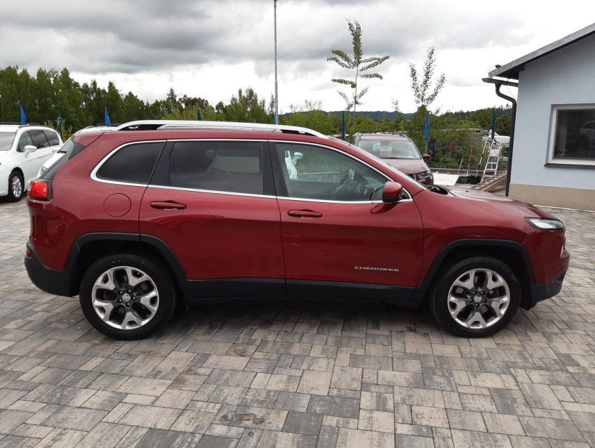 Jeep Cherokee, Limited 3,2 V6 4x4,kůže,kamera