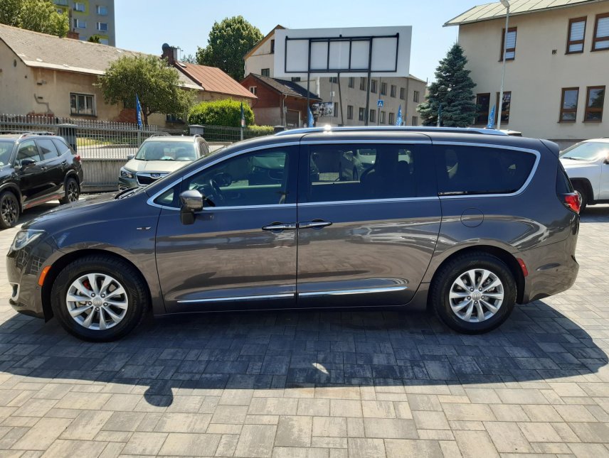 Chrysler Pacifica, 3,6LV6,Adapt.temp,360kam.Andro