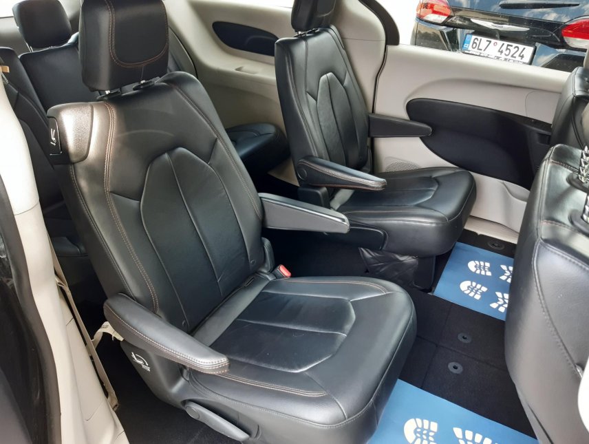 Chrysler Pacifica, 3,6L V6 7míst,kůže,kamera, LPG