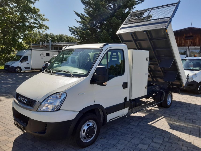 Iveco Daily, 3,0Sklápěč,tupláky, REZERVACE