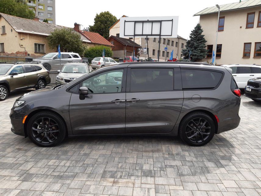 Chrysler Pacifica, 3,6L V6 SPORT, ALU 20, kůže