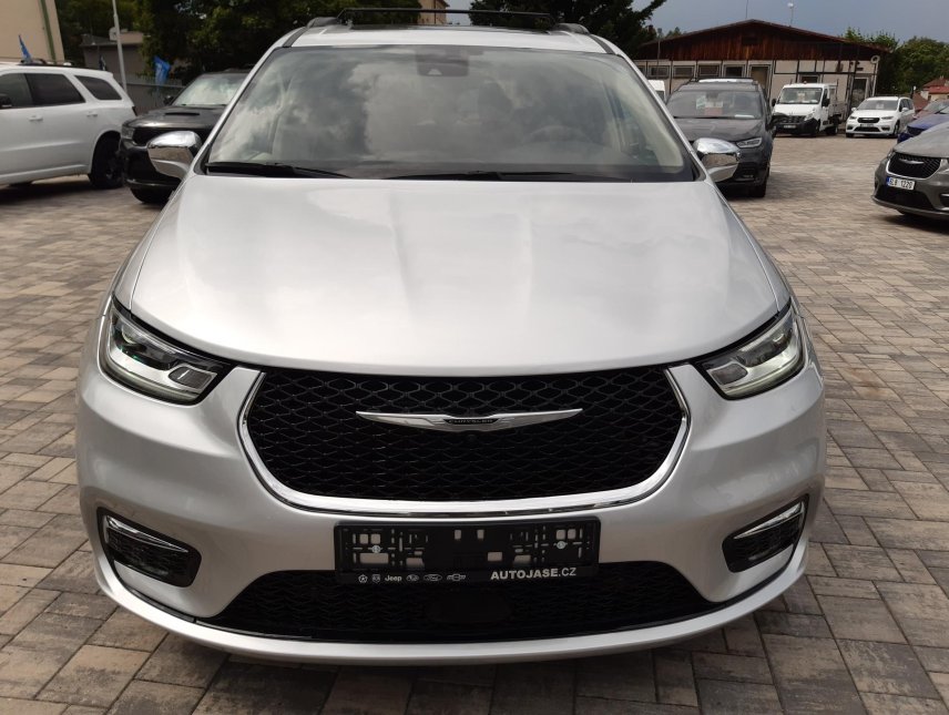 Chrysler Pacifica, 3,6L V6 LIMITED, Max.výbava