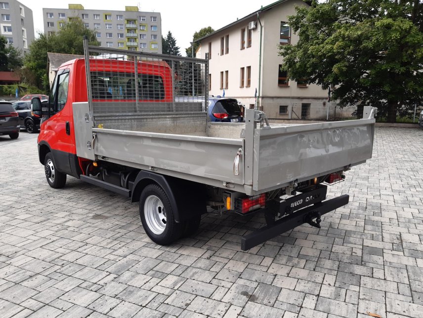 Iveco Daily, 35C12 sklápěč,tupláky,tažné3,5