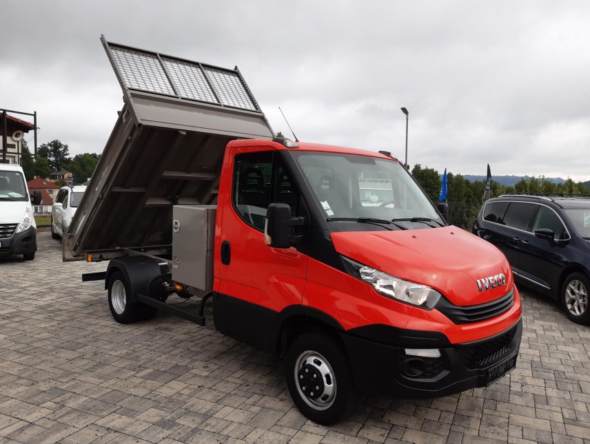 Iveco Daily, 35C12 sklápěč,tupláky,tažné3,5