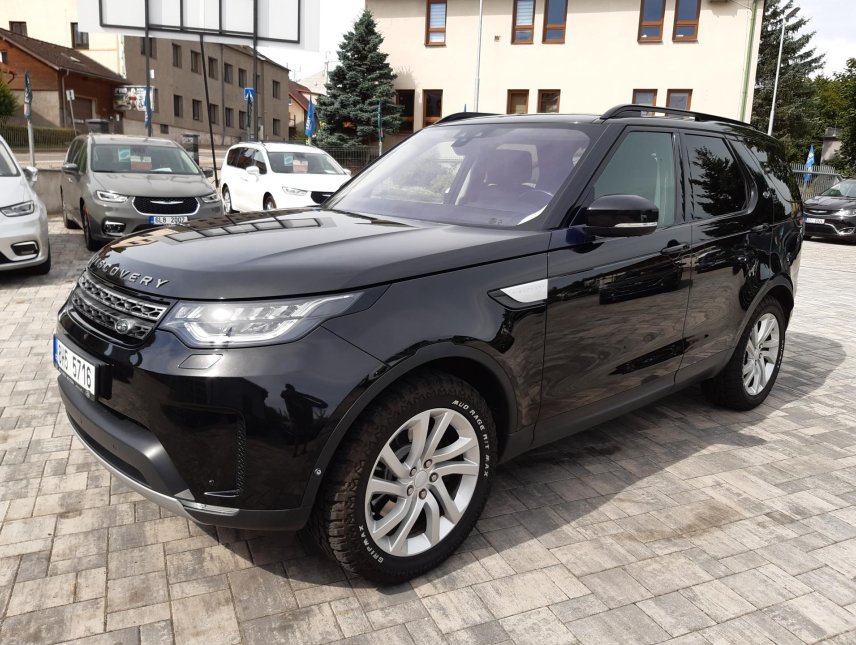 Land Rover Discovery, 3,0 HSE AWD,7 míst,max.výba,ČR