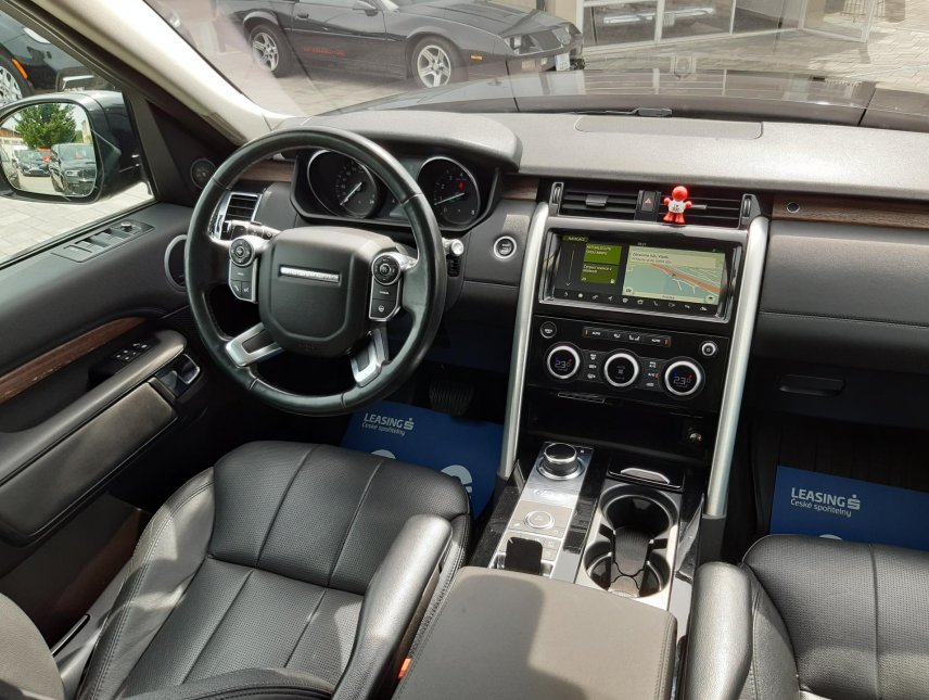 Land Rover Discovery, 3,0 HSE AWD,7 míst,max.výba,ČR