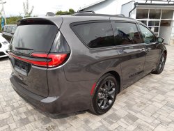 Chrysler Pacifica, 3,6L V6 SPORT, ALU 20, kůže