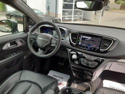 Chrysler Pacifica, 3,6L V6 SPORT, ALU 20, kůže
