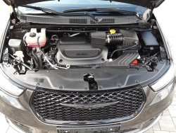 Chrysler Pacifica, 3,6L V6 SPORT, ALU 20, kůže
