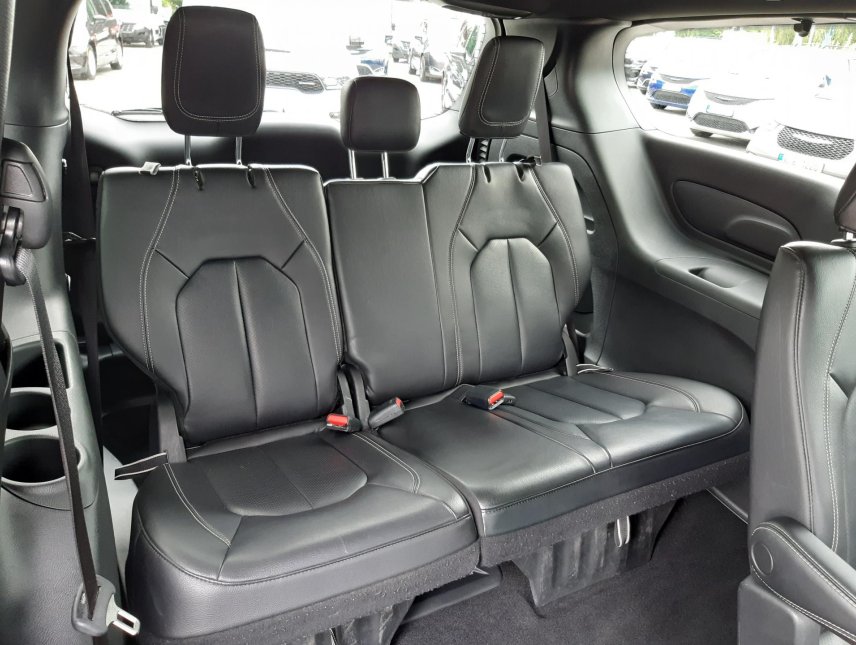 Chrysler Pacifica, 3,6L V6, kůže, kamera, Top km